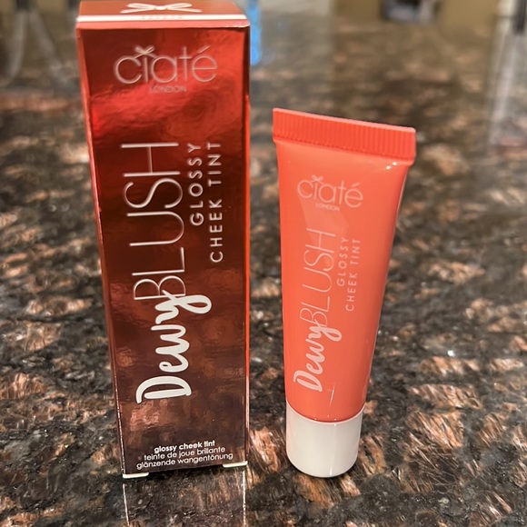 Ciate London/ Dewey Blush - Picture 2 of 2